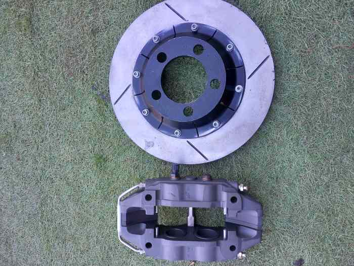 ALCON . ETRIER + DISQUE 280 Mm (avec porte disque) . NEUF 1