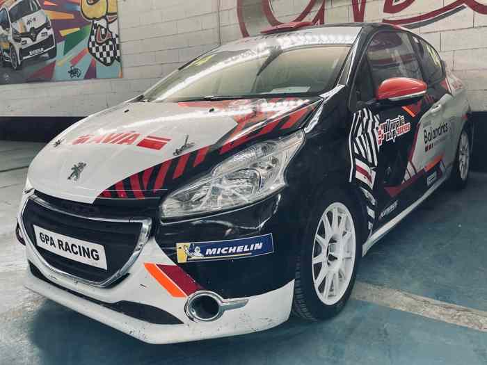 Peugeot 208 Racing Cup