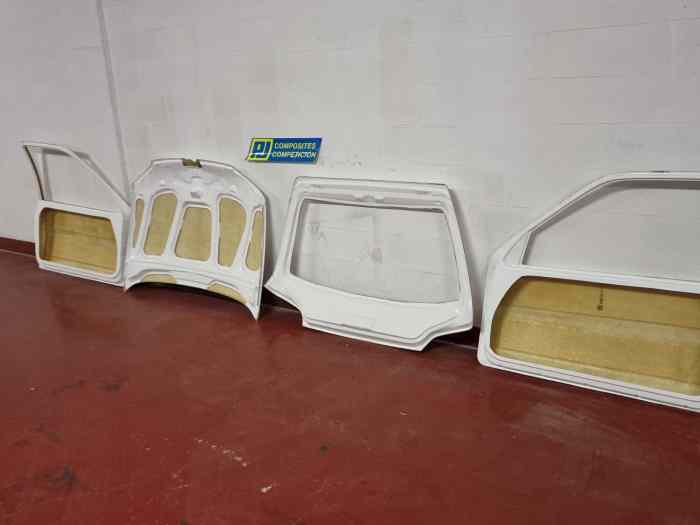 KIT CARROCERIA FIBRA PEUGEOT 106 RALLYE FASE 2 3