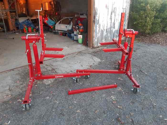 RÔTISSOIRE MOBILE PIVOTANTE 360° CAP. 900 KG MARQUE MATTHYS 0