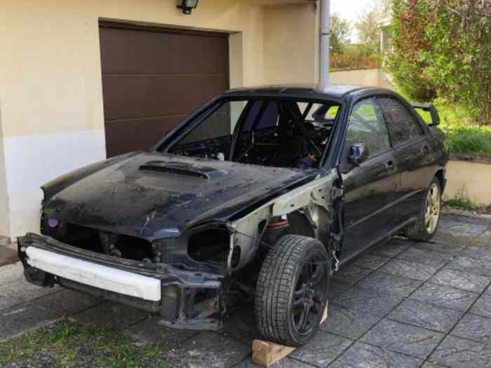 Caisse arceauté Subaru wrx 2001 0