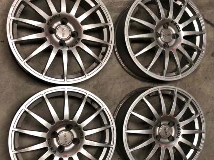 Toora Rims JANTES TOORA CLIO - pièces et voitures de course à vendre, de rallye et ...