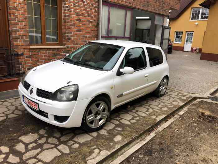 Renault Clio RS 5