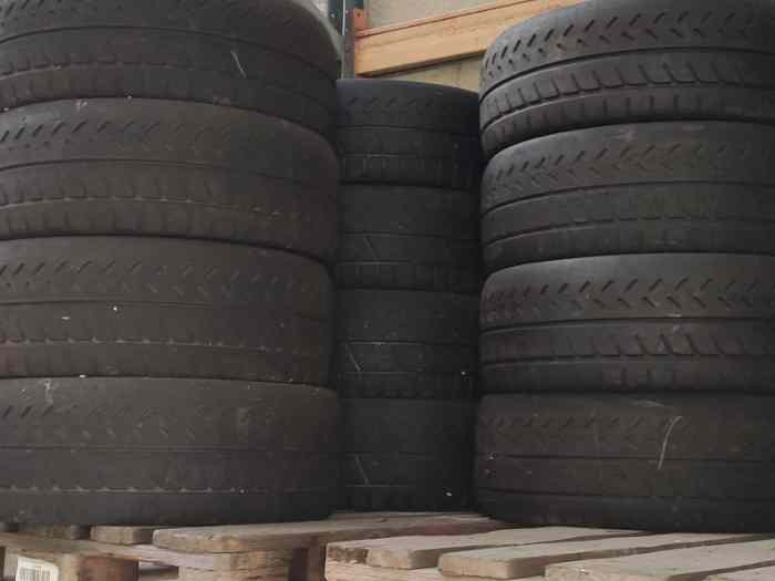 Pneus Michelin et Pirelli 18 pouces 4