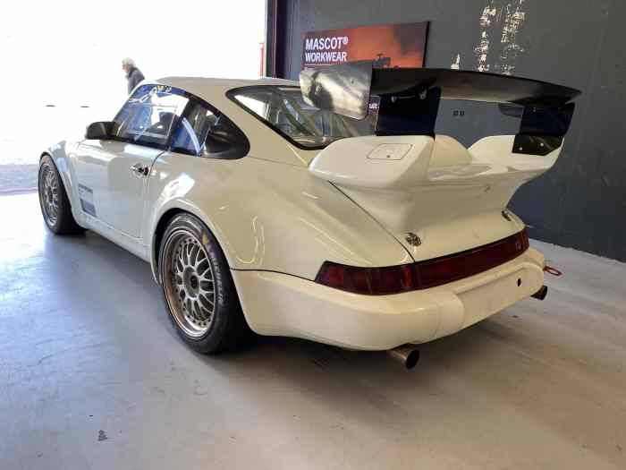 1990 Porsche 964 Turbo (GT2 Spec) 3