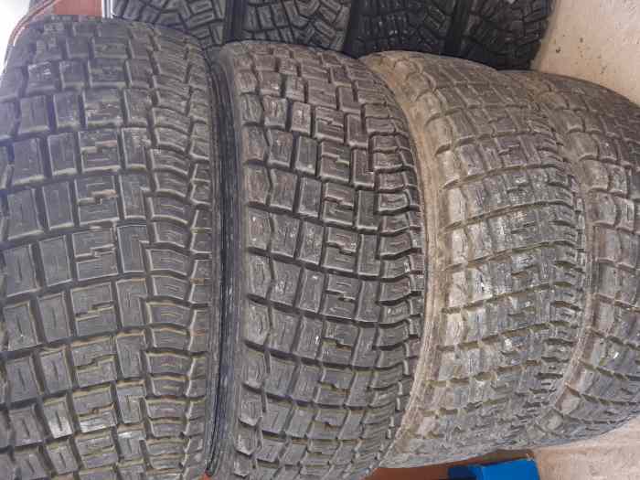 Pneu hankook terre 0