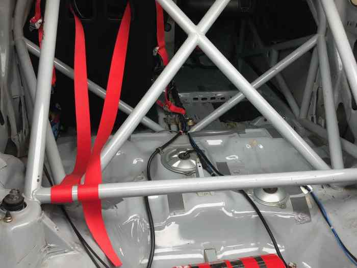 HONDA INTEGRA TYPE R 2200CC (CÔTE) 3