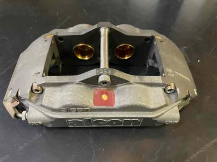 Etrier ALCON 4 pistons