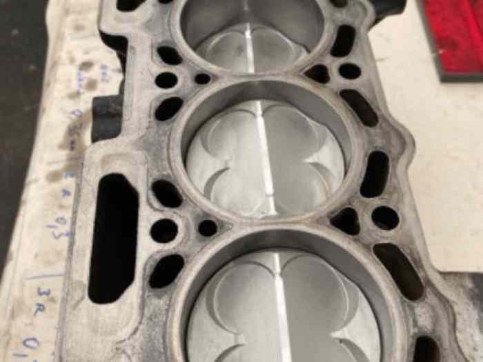 Moteur tu5jp4 f2000 2