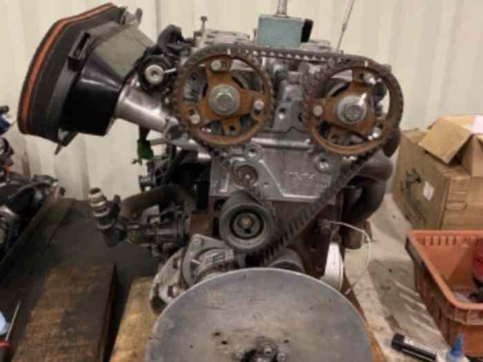 Moteur tu5jp4 f2000 1