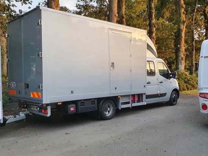 Renault master 4t5 poids lourds 7 places caisse fourgon 1