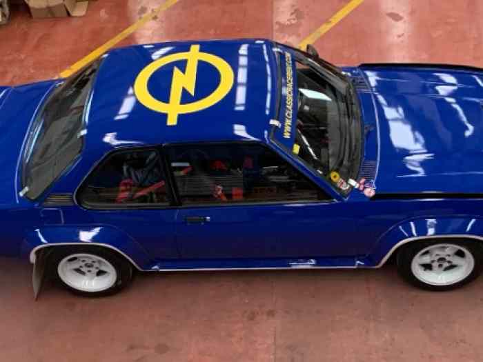 Opel Ascona 400 4