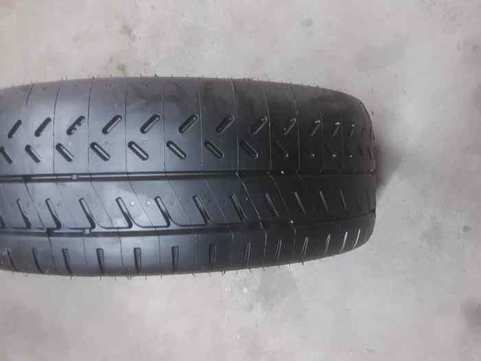 PNEU MICHELIN P01 0