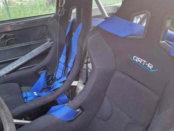 A VENDRE RENAULT CLIO F2000/14 4
