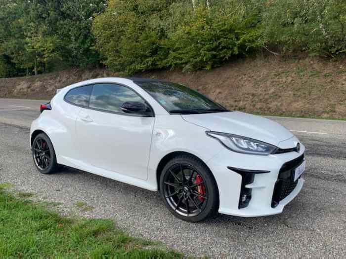 TOYOTA YARIS GR TRACK