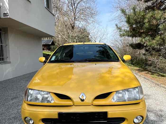 Coupé Mégane 1 F7r