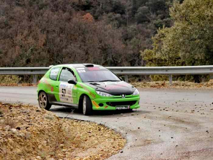 PEUGEOT 206 A6K en pièces 0