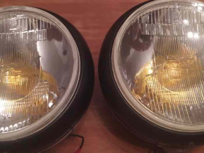 LOT DE 2 VOITURES POSTE - RENAULT/CITROEN/musée de la poste-JAMAIS