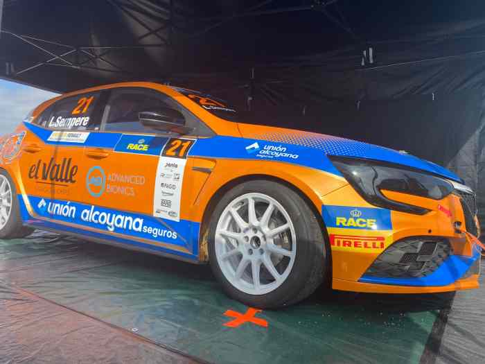 RENAULT MEGANE RS CUP01 2