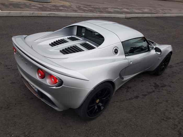Très RARE Lotus Elise SC 220cv 3