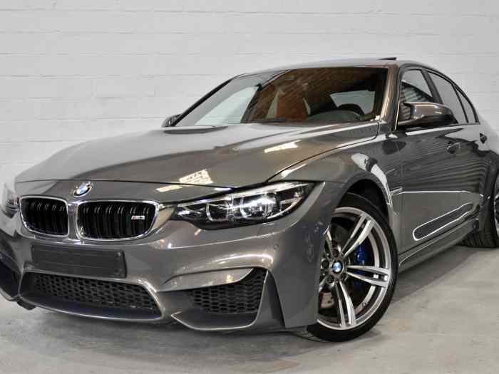 BMW M3 3.0 431cv DKG Drivelogic ** BMW INDIVIDUAL **