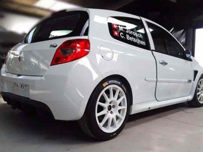 Clio r3 max