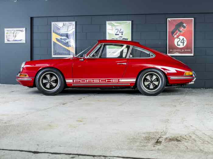 1965 PORSCHE 911 2.0L FIA Specs 2