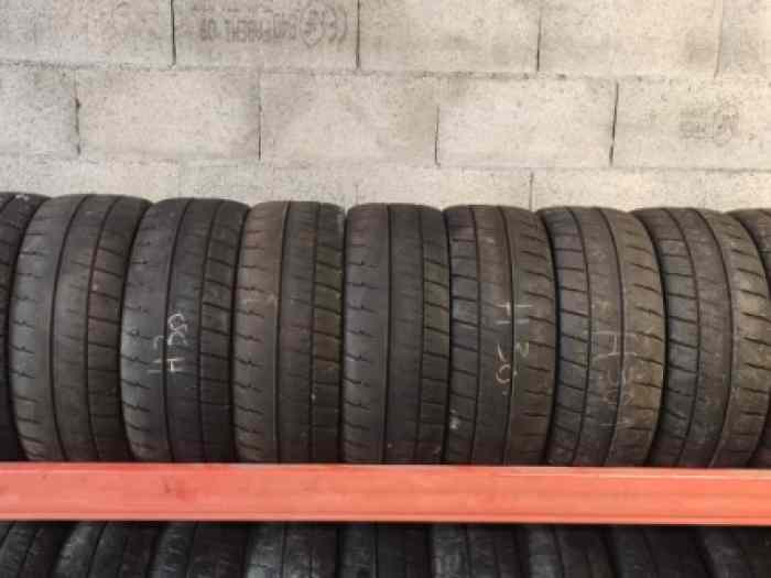 Pneus Michelin et Pirelli 18 pouces
