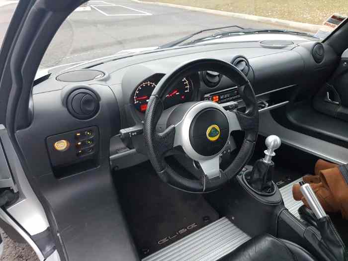 Très RARE Lotus Elise SC 220cv 1