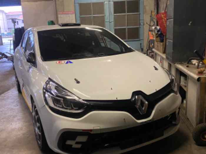 Clio R3T 0