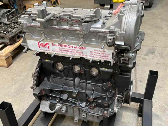 moteur F4R 832 garantie 1 an 0