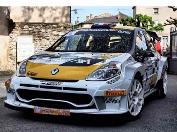 Vends clio 3 maxi F2000 3