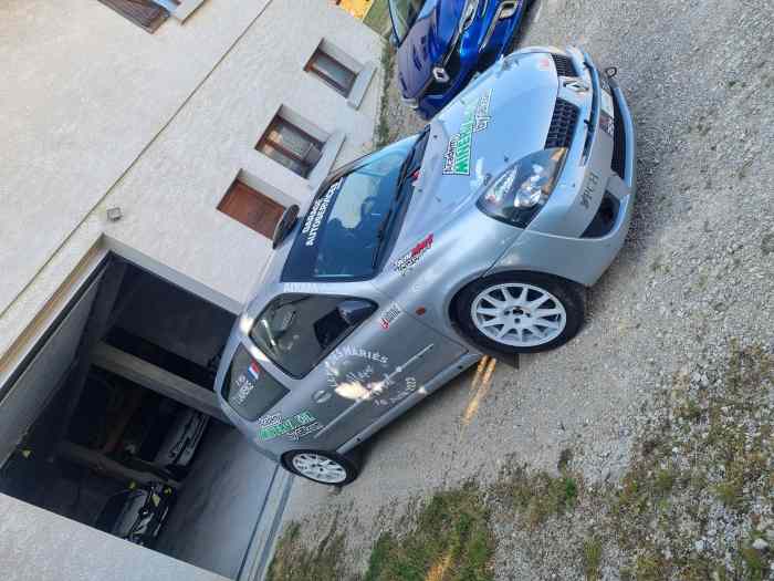 Clio A7 0