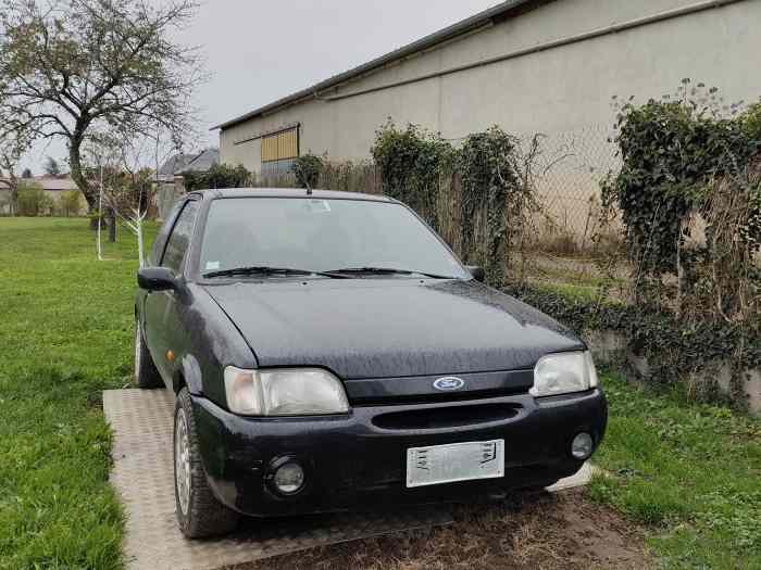 Ford Fiesta sans papier idéal pour caisse 1