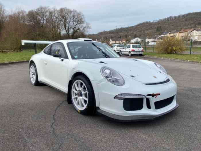Porsche 991 gt3 3.8 gt+