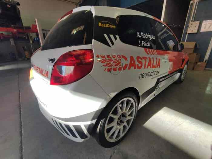 RENAULT CLIO R3 1