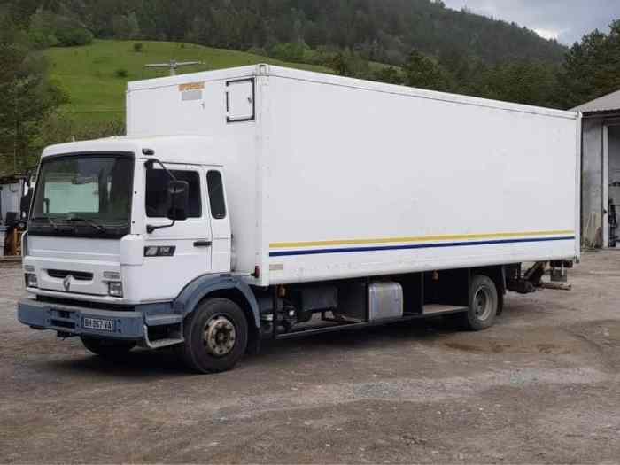 Suite Désistement Porteur RENAULT M150...