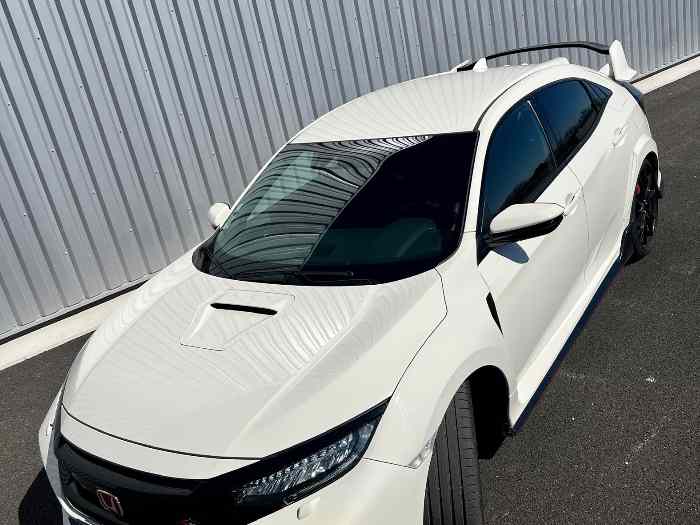 Honda Civic Type-R GT 2.0 I-VTEC FK8 0