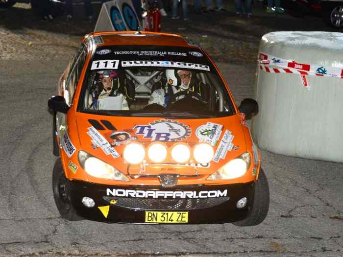 Peugeot 206 gti 2000 16v Racing Start 5