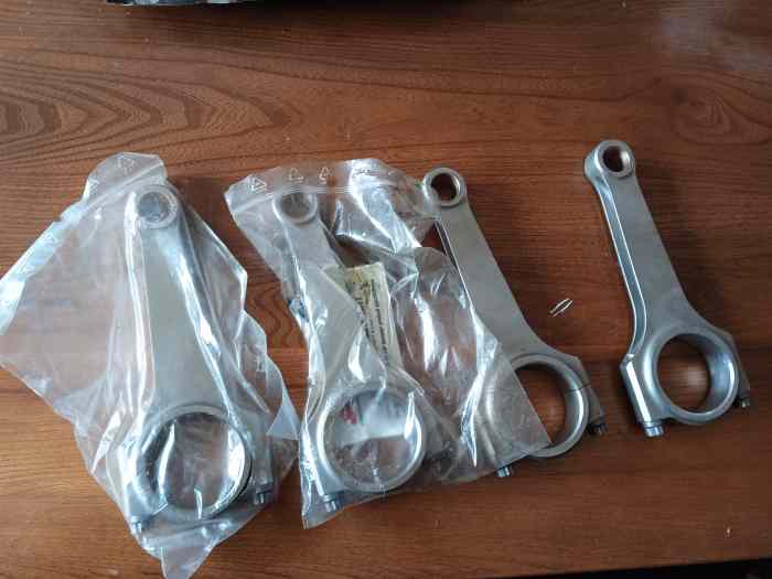 Piston forgé + bielle xu10j4rs 2