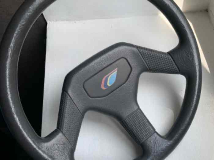 Volant 205 rallye origine complet avec monogramme 0