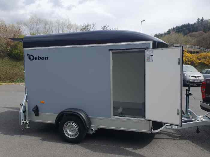 REMORQUE FOURGON DEBON ROADSTER 400 MULTIPLIS 1