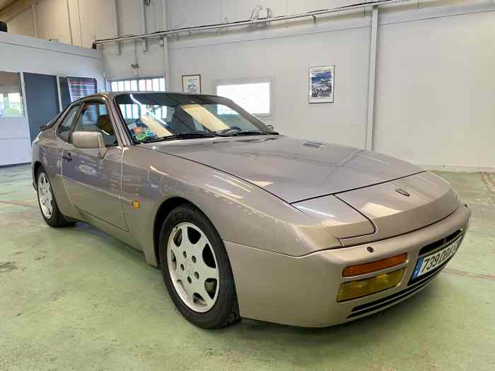 Porsche 944 Turbo Cup Sonauto - 2ème M...