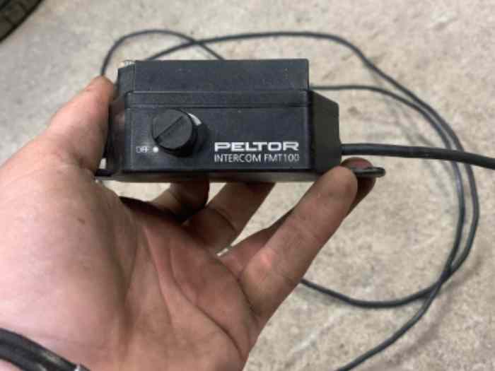 Radio peltor