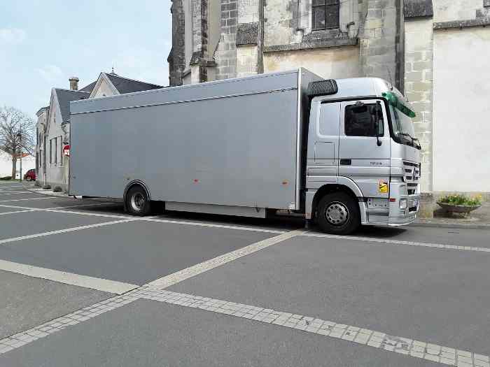 camion mercedes 1832 actros 19 tonnes 0