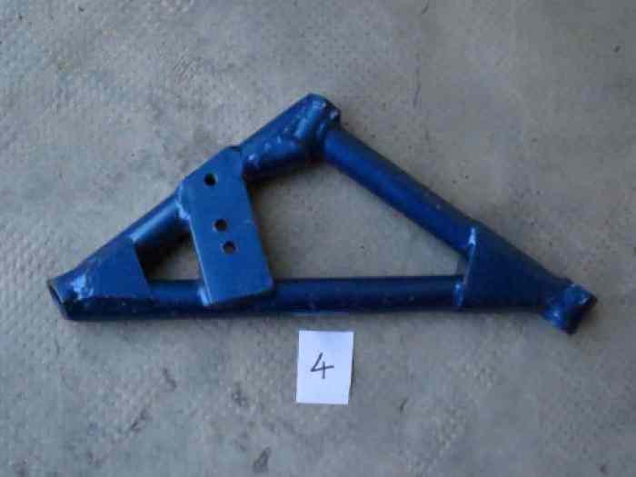 Paire de triangle saxo / 106 groupe a 3