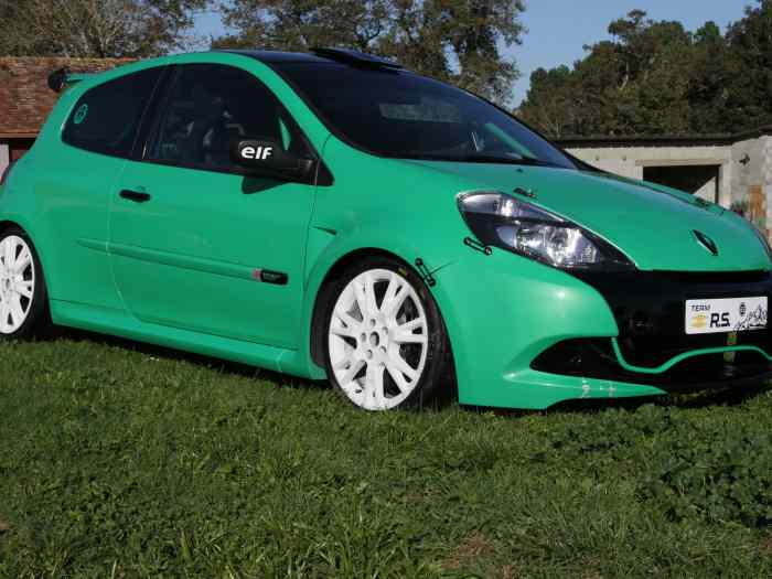 Clio 3 RS Piste + lot de bord