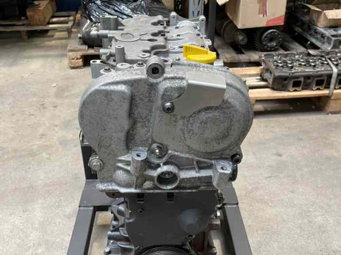 moteur F4R 832 garantie 1 an 3