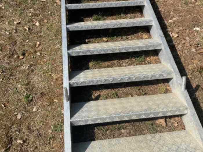 Escalier plate forme