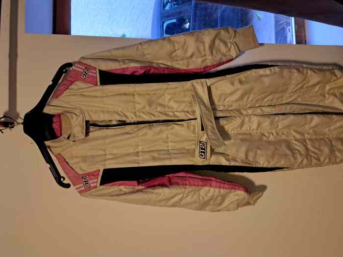 Combinaison gt2i rallye Neuve
